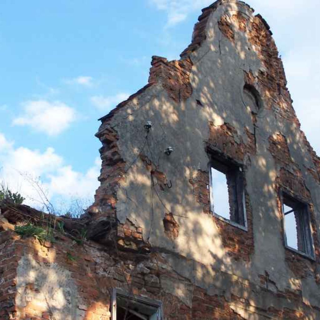 Klasztorek pozostanie ruiną