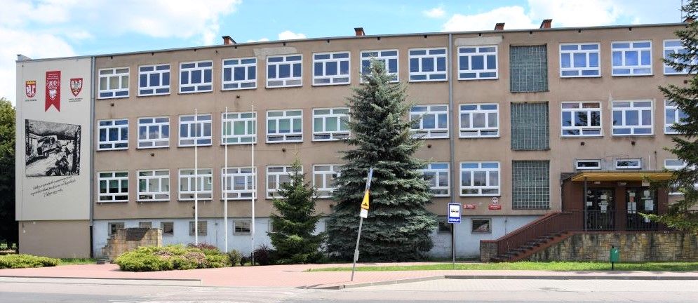 Docieplanie szkół w gminie Rogoźno za prawie 13 mln zł