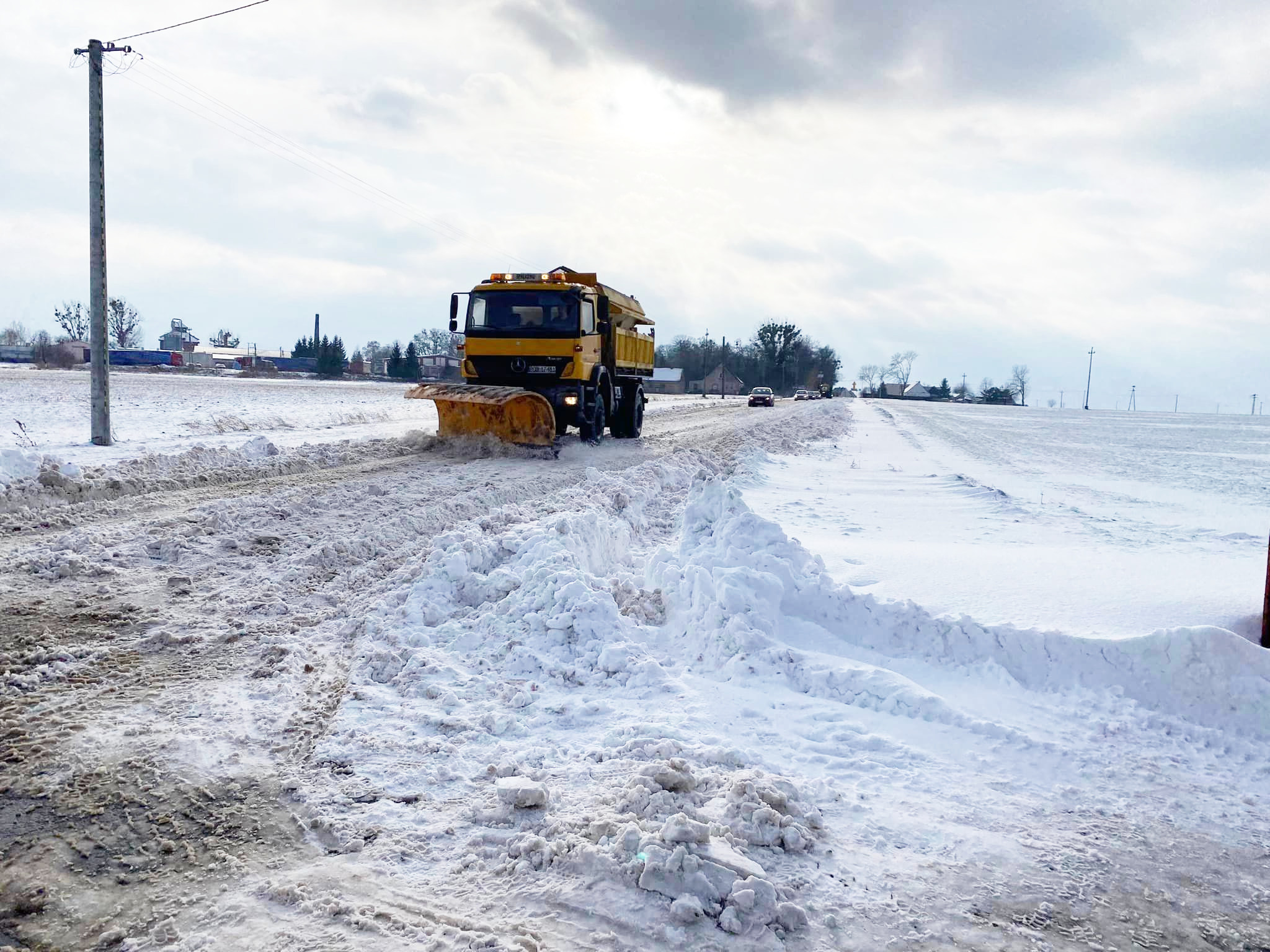 Fatalny stan dróg po ubiegłotygodniowej śnieżycy