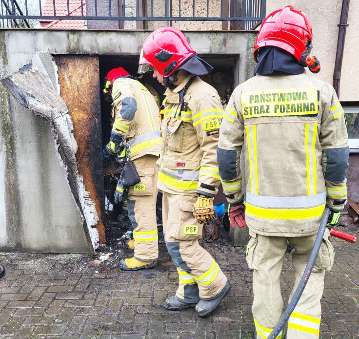 Pożar w domu na Cmentarnej w Rożnowie