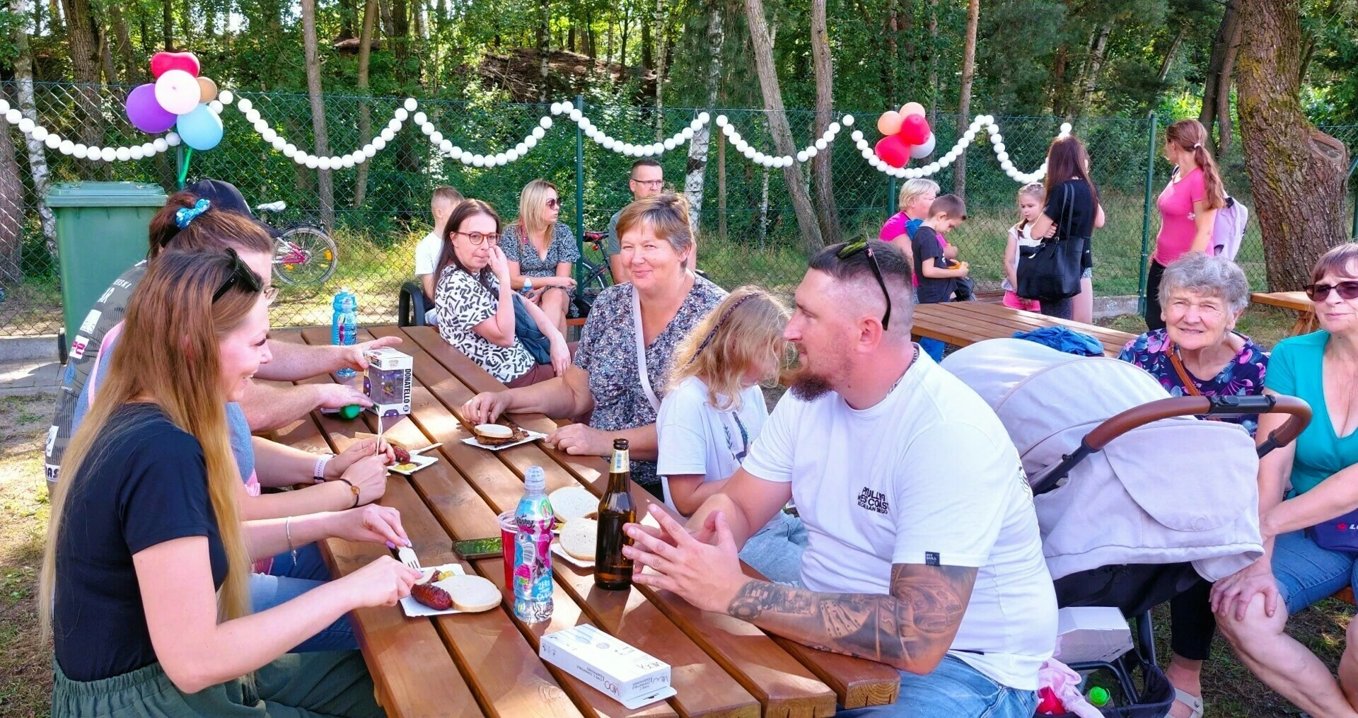 Ludomki pożegnały wakacje rodzinnym piknikiem