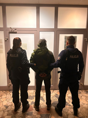 Nerwowe zachowanie zdradziło więcej, niż chciał. Policyjna interwencja w powiecie obornickim