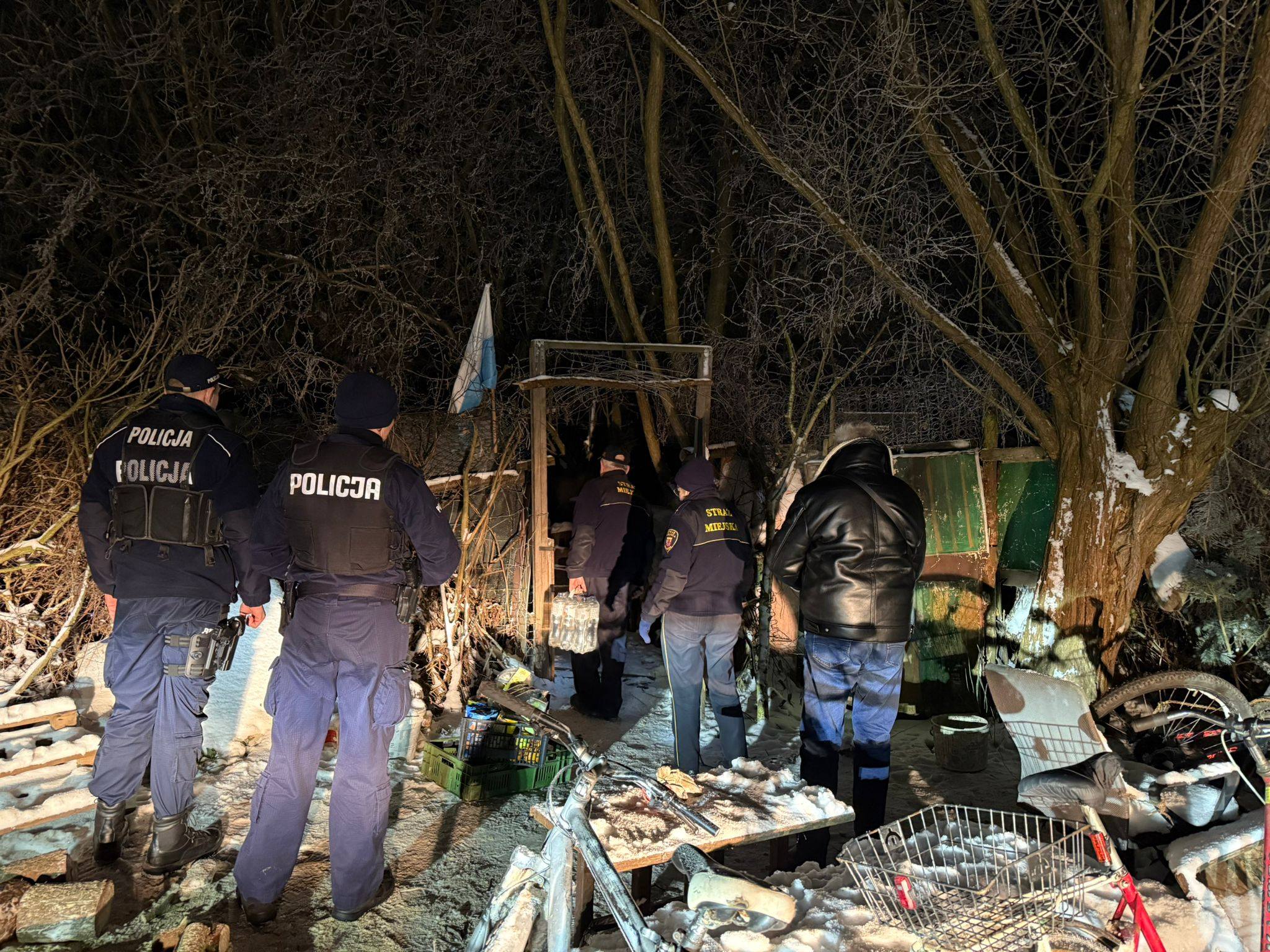 W Rogoźnie pomagają bezdomnym podczas mrozów