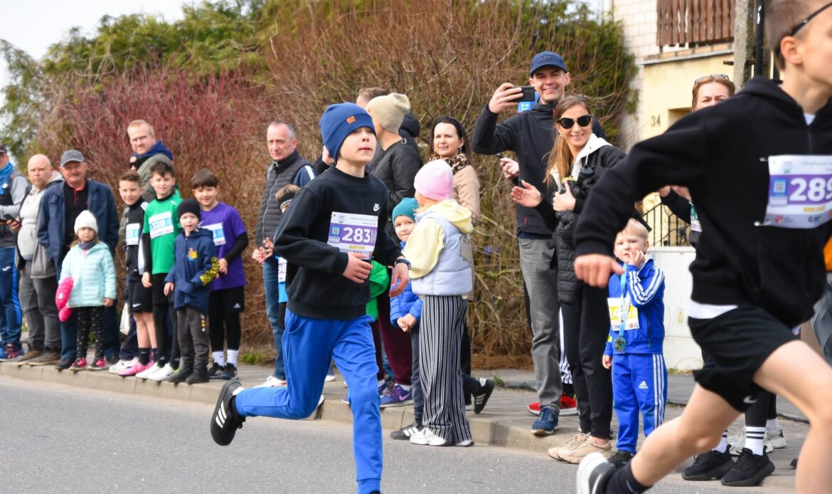 Bieg Doliną Kończaka przyciągnął tłumy. Udany debiut sportowej imprezy